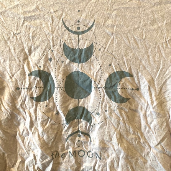 American Eagle Short Sleeve Crew Neck Cropped T-Shirt Phases of the Moon Medium - Picture 5 of 5